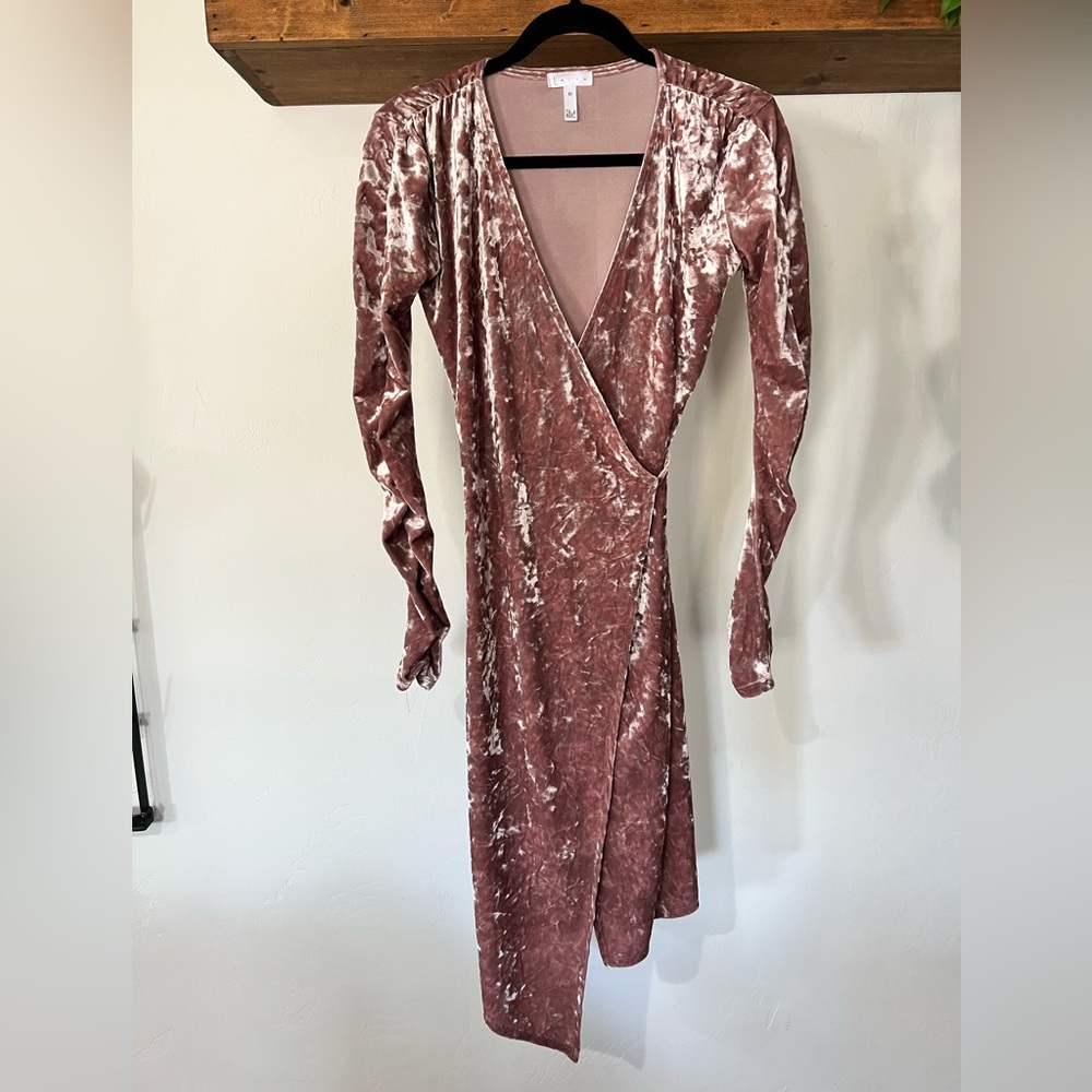 Leith long sleeved Wrap Dress- pink velvet